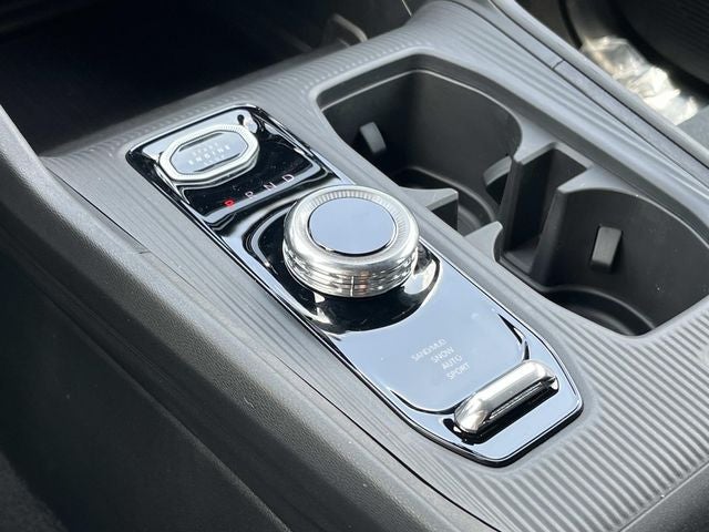 2026 Jeep Cherokee Base