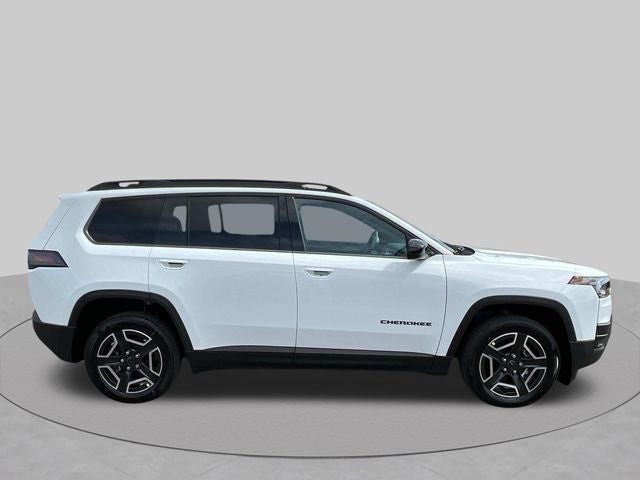 2026 Jeep Cherokee Laredo