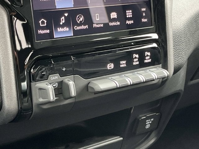 2027 RAM 2500 Black Express