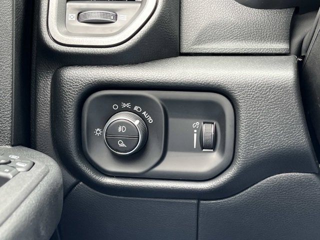 2027 RAM 2500 Black Express