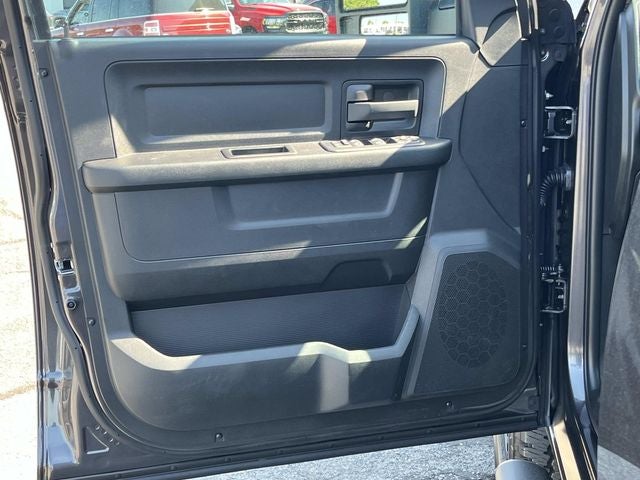 2027 RAM 2500 Black Express