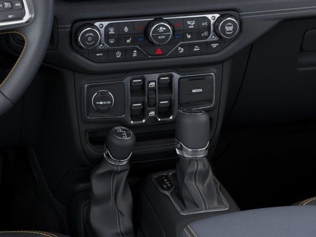 2027 Jeep Wrangler WRANGLER 4-DOOR SAHARA
