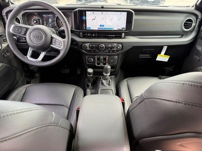 2025 Jeep Wrangler WRANGLER 4-DOOR SAHARA