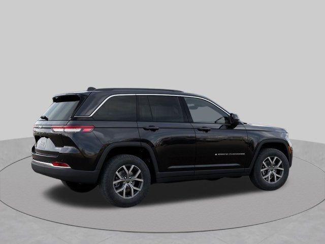 2027 Jeep Grand Cherokee GRAND CHEROKEE LAREDO X 4X4