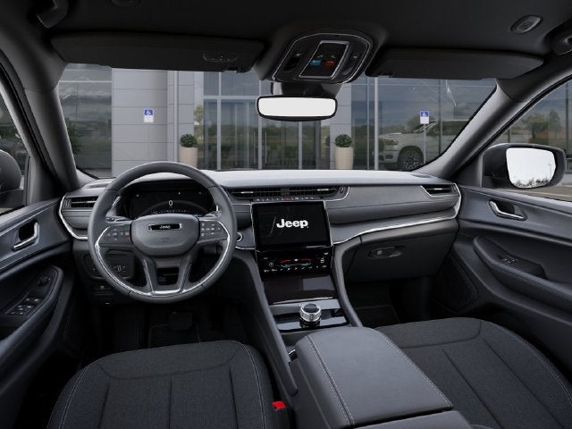 2027 Jeep Grand Cherokee GRAND CHEROKEE LAREDO 4X4
