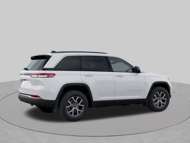 2027 Jeep Grand Cherokee GRAND CHEROKEE LAREDO X 4X4