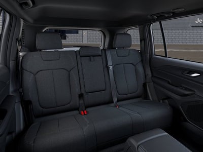 2027 Jeep Grand Cherokee GRAND CHEROKEE LAREDO X 4X4