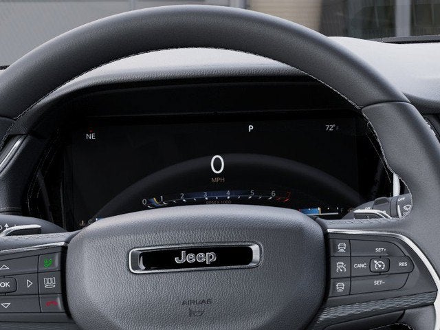 2027 Jeep Grand Cherokee GRAND CHEROKEE LAREDO X 4X4