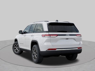 2027 Jeep Grand Cherokee GRAND CHEROKEE LAREDO X 4X4