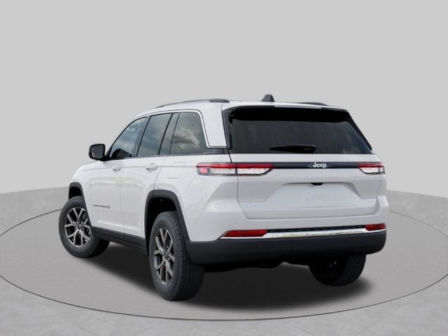 2027 Jeep Grand Cherokee GRAND CHEROKEE LAREDO X 4X4