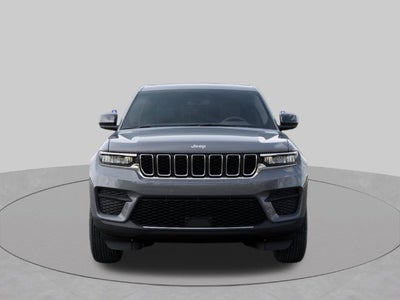 2027 Jeep Grand Cherokee GRAND CHEROKEE LAREDO X 4X4