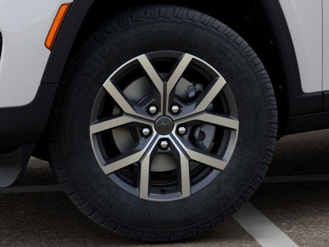 2027 Jeep Grand Cherokee GRAND CHEROKEE LAREDO 4X4