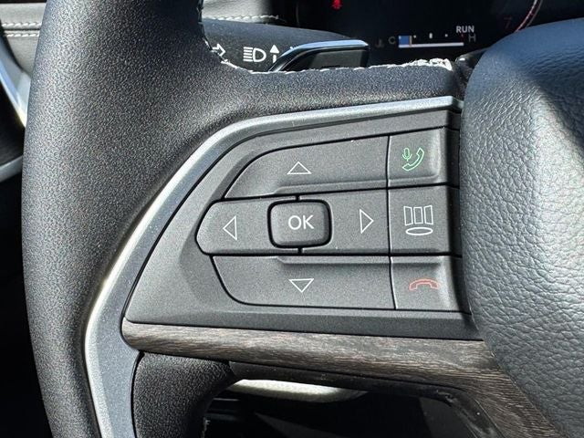 2027 Jeep Grand Cherokee GRAND CHEROKEE LAREDO ALTITUDE 4X4