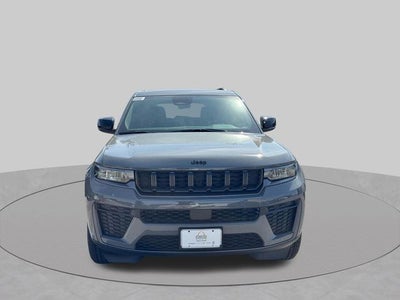 2027 Jeep Grand Cherokee GRAND CHEROKEE LAREDO ALTITUDE 4X4