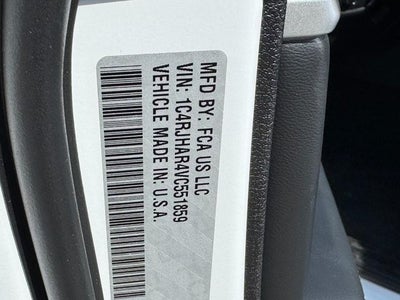 2027 Jeep Grand Cherokee GRAND CHEROKEE LAREDO ALTITUDE 4X4