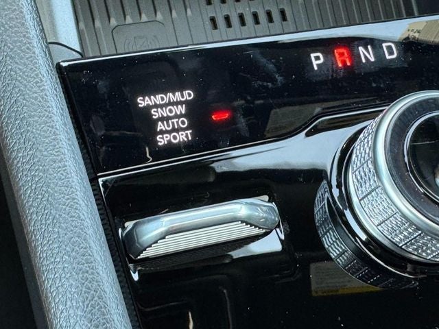 2027 Jeep Grand Cherokee GRAND CHEROKEE LAREDO ALTITUDE 4X4