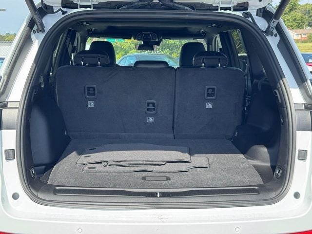 2027 Jeep Grand Cherokee GRAND CHEROKEE LAREDO ALTITUDE 4X4
