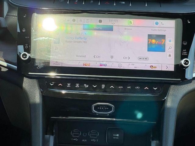 2027 Jeep Grand Cherokee Laredo Altitude