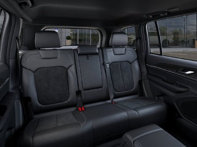 2027 Jeep Grand Cherokee GRAND CHEROKEE LAREDO ALTITUDE 4X4