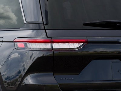 2027 Jeep Grand Cherokee GRAND CHEROKEE LAREDO ALTITUDE 4X4