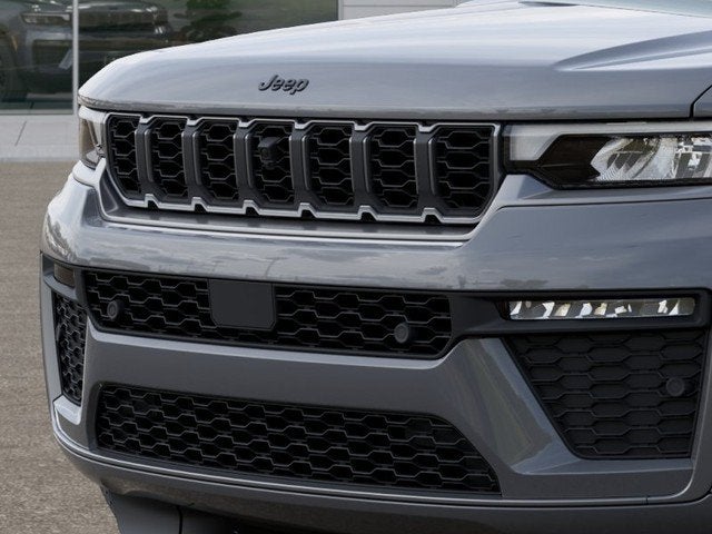 2027 Jeep Grand Cherokee GRAND CHEROKEE LIMITED RESERVE 4X4