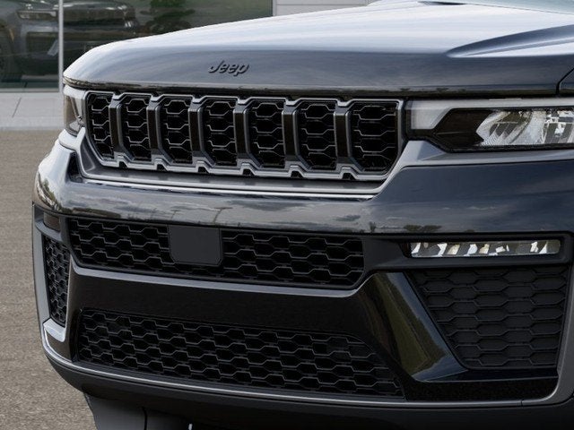 2027 Jeep Grand Cherokee GRAND CHEROKEE LIMITED 4X4