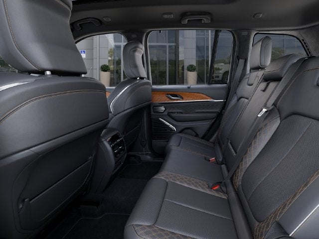 2027 Jeep Grand Cherokee GRAND CHEROKEE SUMMIT 4X4