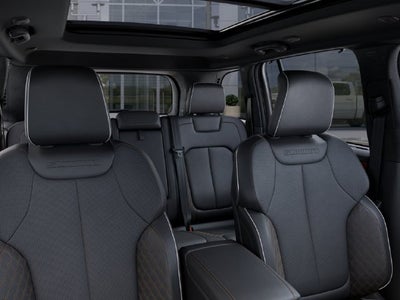 2027 Jeep Grand Cherokee GRAND CHEROKEE SUMMIT 4X4