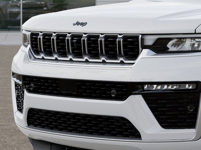 2027 Jeep Grand Cherokee GRAND CHEROKEE SUMMIT 4X4