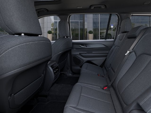 2027 Jeep Grand Cherokee GRAND CHEROKEE L LAREDO X 4X4