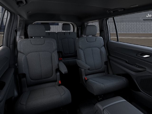 2027 Jeep Grand Cherokee GRAND CHEROKEE L LAREDO X 4X4