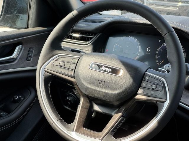 2027 Jeep Grand Cherokee GRAND CHEROKEE L LIMITED 4X4