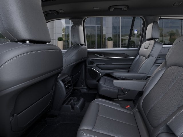 2027 Jeep Grand Cherokee GRAND CHEROKEE L LIMITED RESERVE 4X4