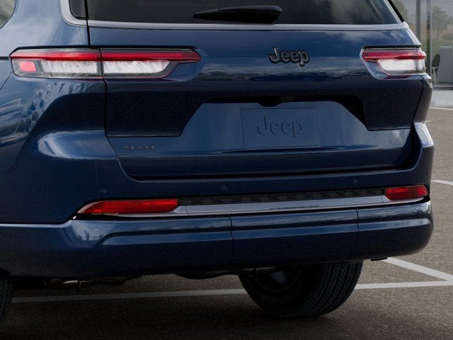 2027 Jeep Grand Cherokee GRAND CHEROKEE L LIMITED RESERVE 4X4