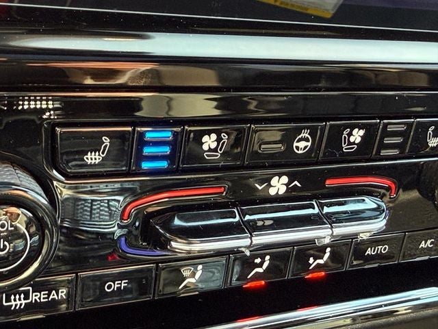 2025 Jeep Grand Cherokee GRAND CHEROKEE L OVERLAND 4X4