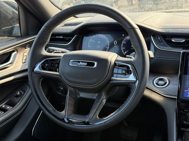 2025 Jeep Grand Cherokee GRAND CHEROKEE L OVERLAND 4X4