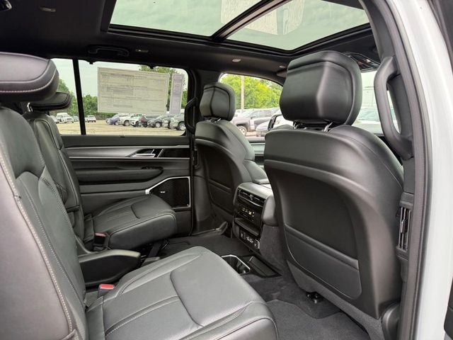 2026 Jeep Grand Wagoneer GRAND WAGONEER LIMITED ALTITUDE 4X4