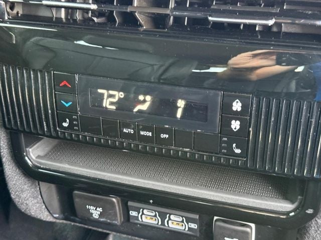 2024 Jeep Wagoneer Series III 4x4