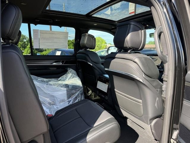 2026 Jeep Grand Wagoneer GRAND WAGONEER SUMMIT OBSIDIAN 4X4