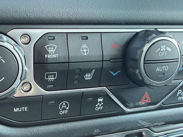 2026 Jeep Gladiator GLADIATOR MOJAVE X 4X4