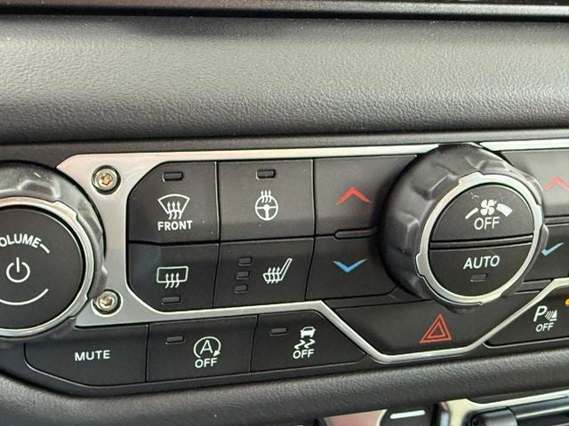 2025 Jeep Gladiator GLADIATOR MOJAVE 4X4