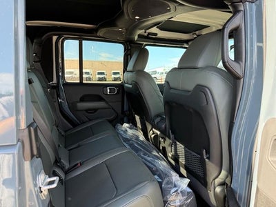 2026 Jeep Gladiator GLADIATOR MOJAVE X 4X4