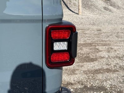 2026 Jeep Gladiator GLADIATOR MOJAVE X 4X4