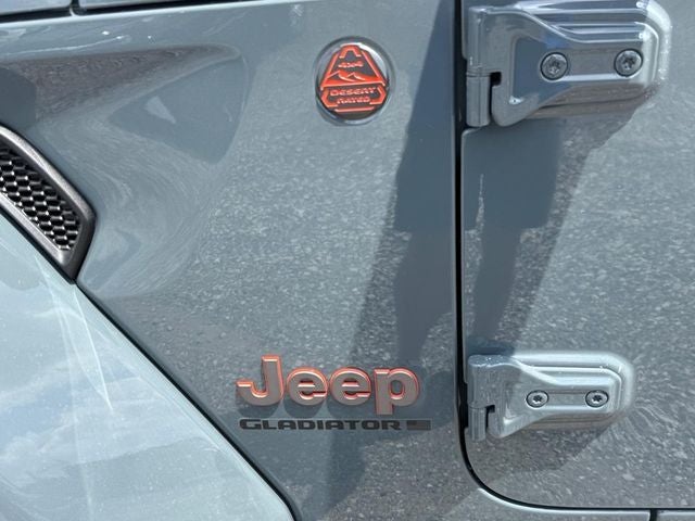 2026 Jeep Gladiator GLADIATOR MOJAVE 4X4
