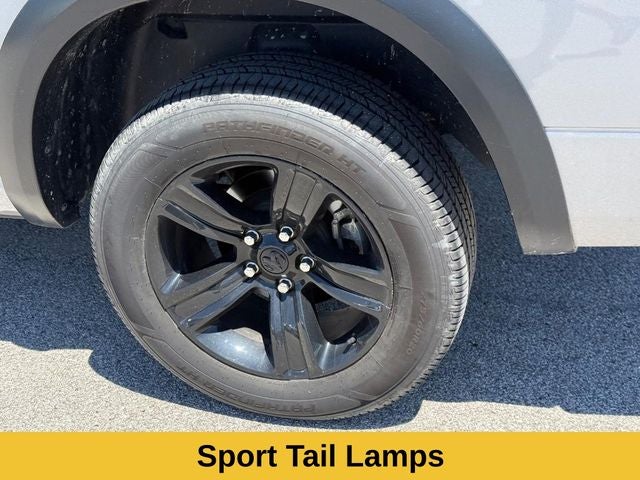 2024 RAM 1500 Classic Warlock Crew Cab 4x2 5'7' Box