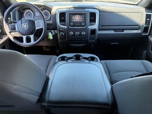 2024 RAM 1500 Classic Warlock Crew Cab 4x2 5'7' Box