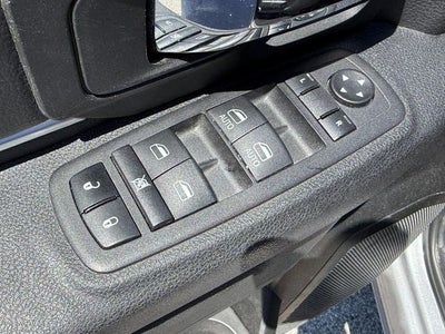 2024 RAM 1500 Classic Warlock Crew Cab 4x2 5'7' Box