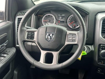 2024 RAM 1500 Classic Warlock Crew Cab 4x4 5'7' Box
