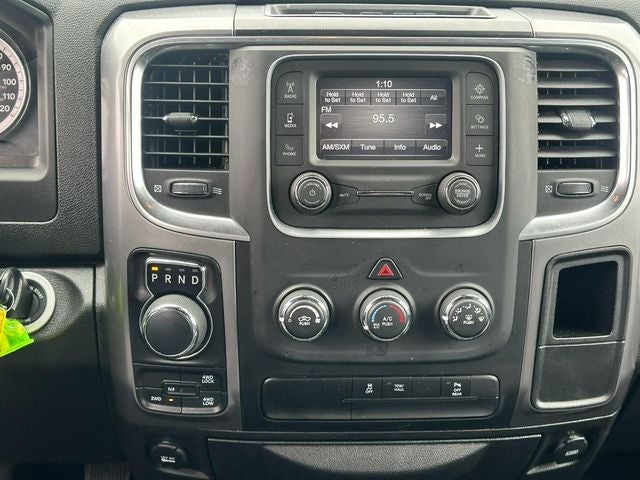 2024 RAM 1500 Classic Warlock Crew Cab 4x4 5'7' Box