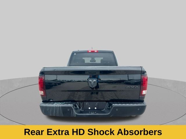 2024 RAM 1500 Classic Warlock Crew Cab 4x4 5'7' Box